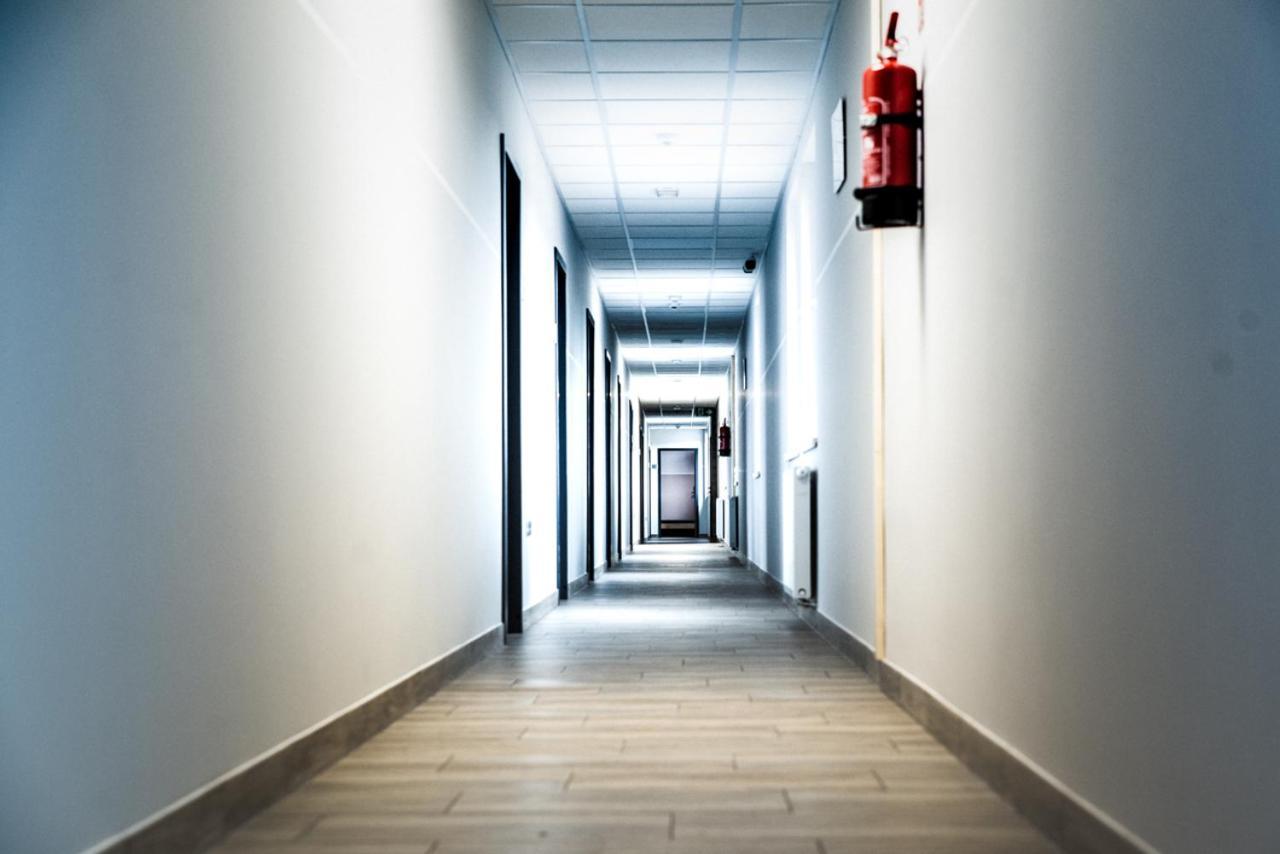 Hotel Dom Wycieczkowy "Na Stadionie" Kłodzko Esterno foto